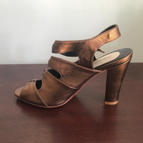 Marcello Toshi | Copper Heels 6 - Picture 3 of 6